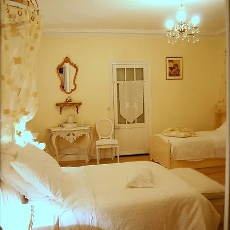 La Bleue De Mauleon * La Petite-Boissiere