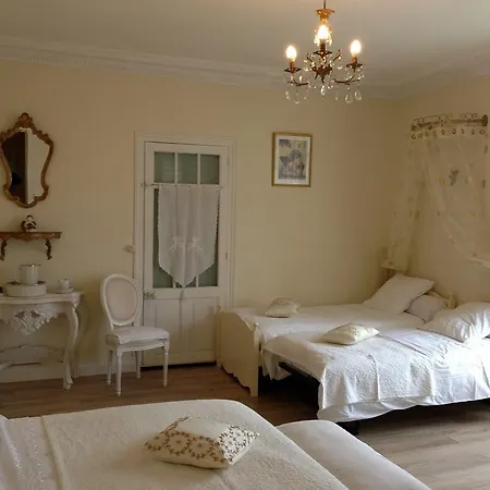 ベッド・アンド・ブレックファスト La Bleue De Mauleon