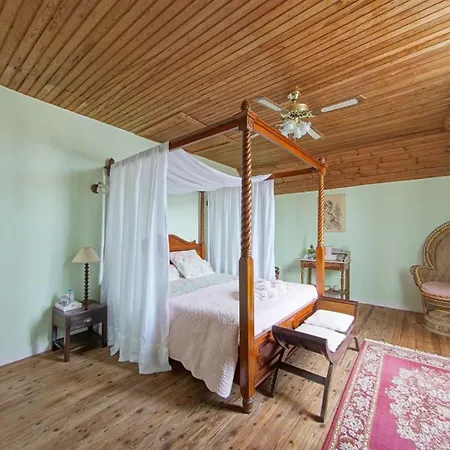 La Bleue De Mauleon La Petite-Boissiere